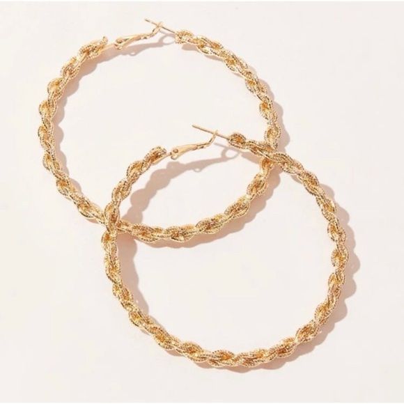 1 LEFT! Gold Spiral Hoop Earrings - Picture 2 of 3